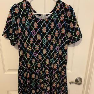 LuLaRoe Amelia
